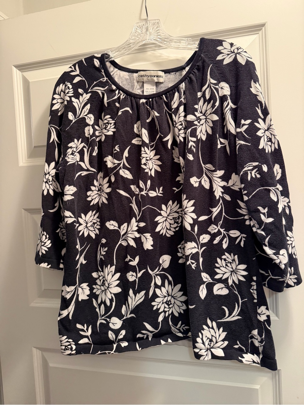 Cathy Daniels Black & White Floral Tunic Top
